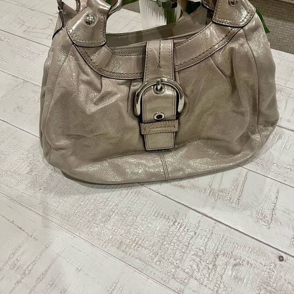 Coach soho leather purse in excellent condition! - Picture 3 of 5